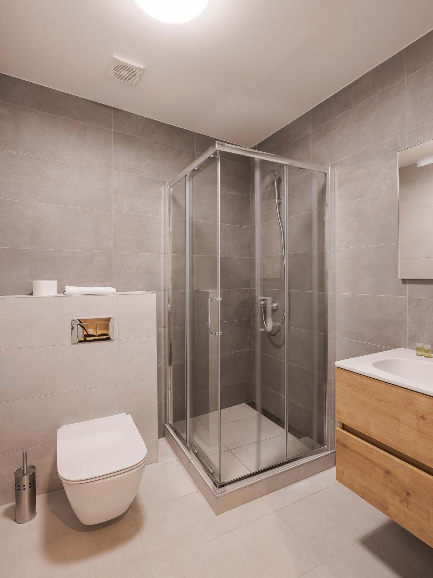 Hotel Taxis Bratislava - New Rooms Luaran gambar