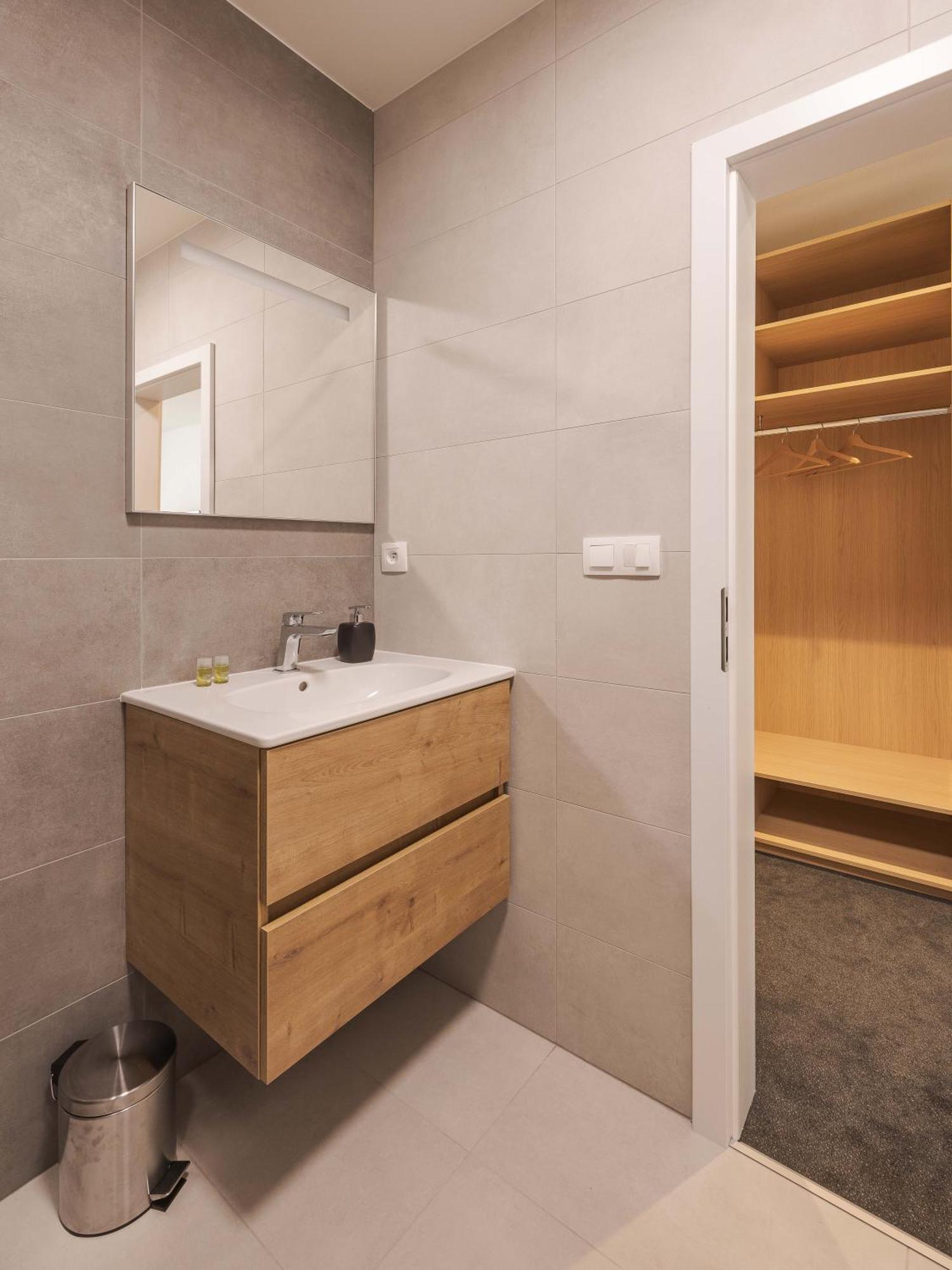 Hotel Taxis Bratislava - New Rooms Luaran gambar